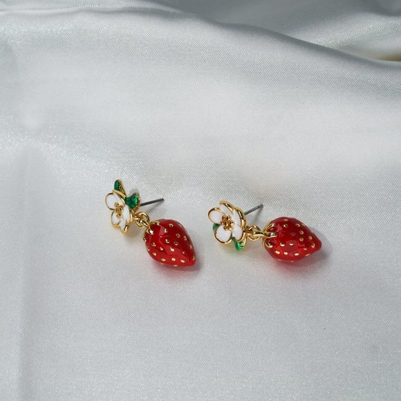 Kate Spade Picnic Perfect Strawberry Earrings (Includes Dust Bag) (NEW) - Picture 11 of 12